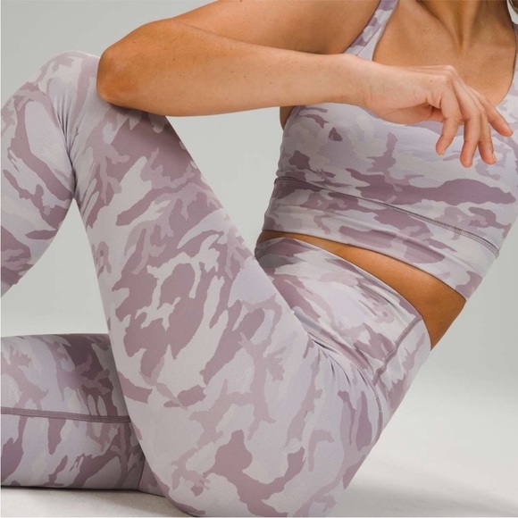 NWT Lululemon wunder under HR tight 25” *Jac - Picture 2 of 11